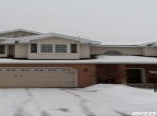 242 Eastridge Ln, Logan, UT 84321