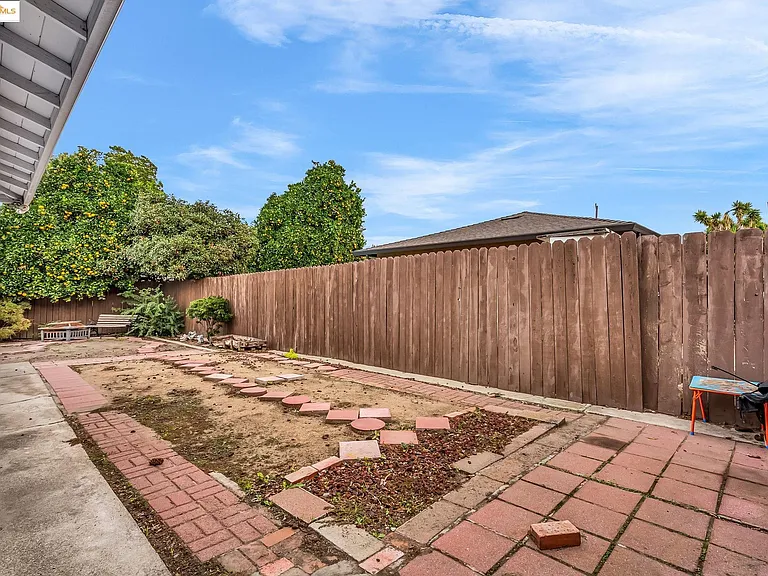 1209 Tulip Dr #1209 — Photo 30