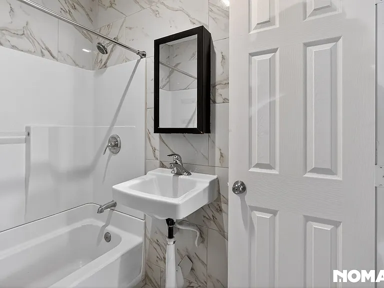 7705 Babcock Ave — Photo 28