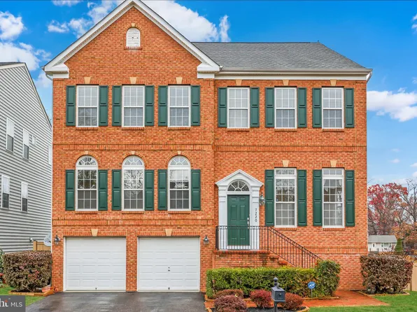 7220 Rita Gray Loop, Alexandria, VA 22315