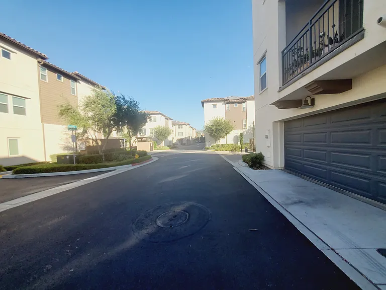 10816 Horizons Dr — Photo 4