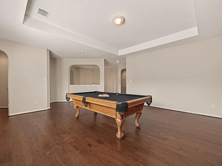 8110 Clearwater Xing — Photo 27