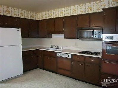 2nd image of 3126 Rockwood Dr