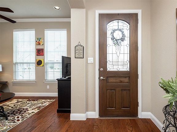 Open Entryway