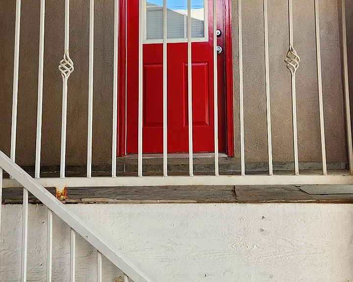 212 San Clemente Ave NW — Photo 23