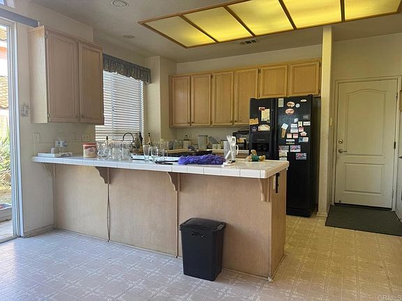3rd image of 715 Marsopa Dr