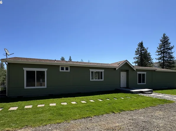 953 Centerville Hwy, Lyle, WA 98635