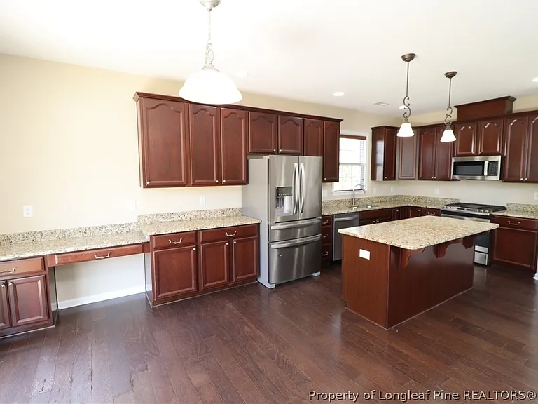 1015 Katie Ln — Photo 12