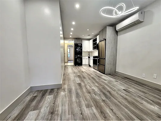 Rented by Voro New York | media 3