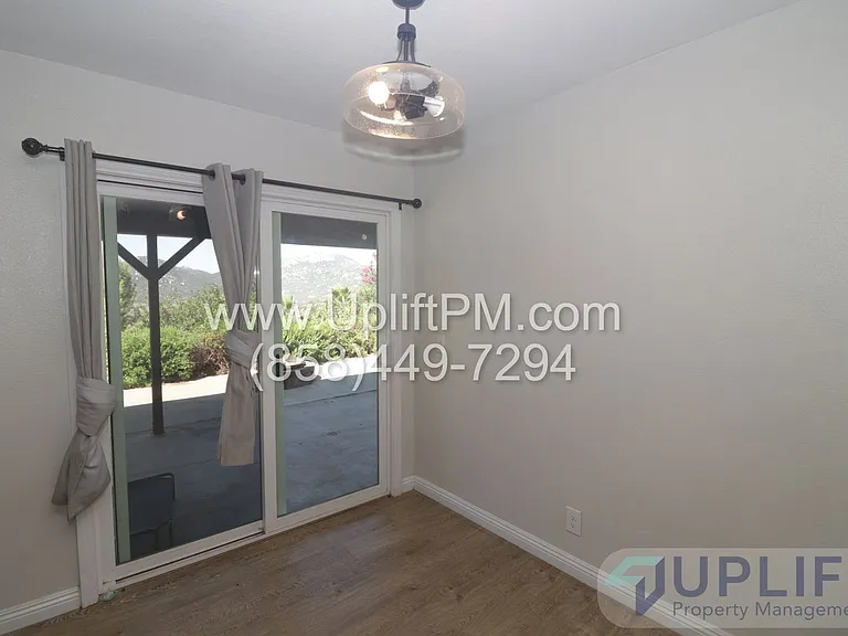15436 Las Manzanitas Rd — Photo 42
