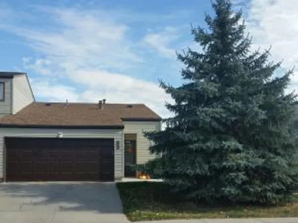 909 S Gurley Ave, Gillette, WY 82716