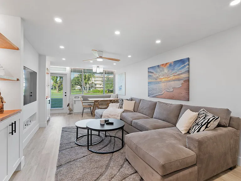 1624 Pine Valley Dr — Photo 4