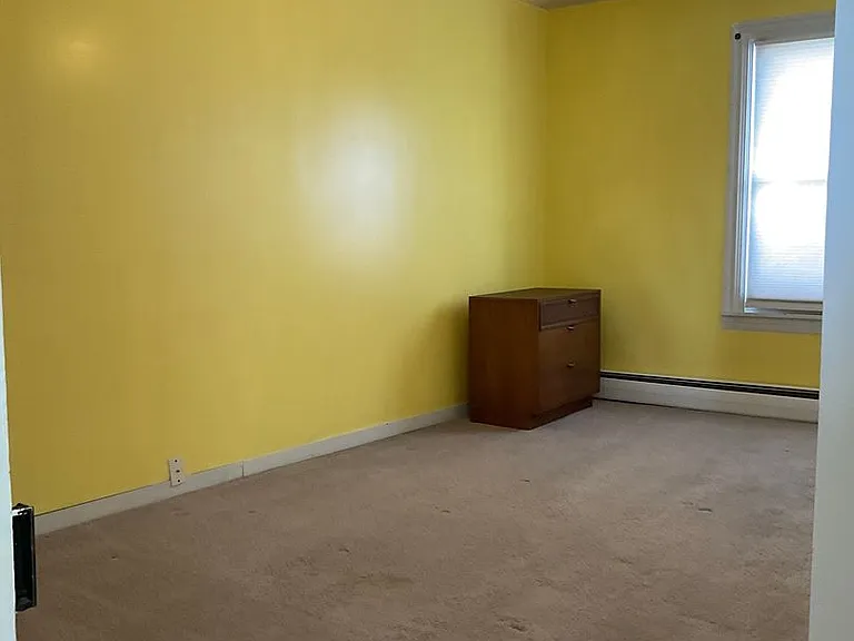 112 W Main St — Photo 25