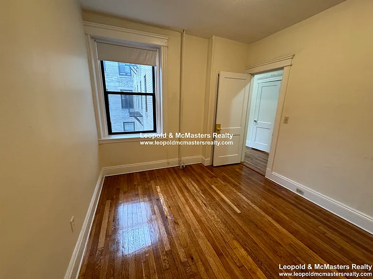 1124 Commonwealth Ave — Photo 72