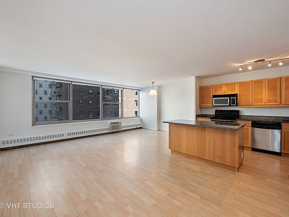 3rd image of 3900 N Lake Shore Dr APT 5G