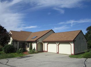 19 Highland Rdg, New London, NH 03257