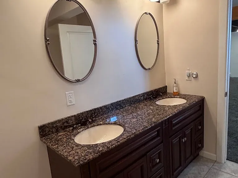 1014 Helm Ln — Photo 17