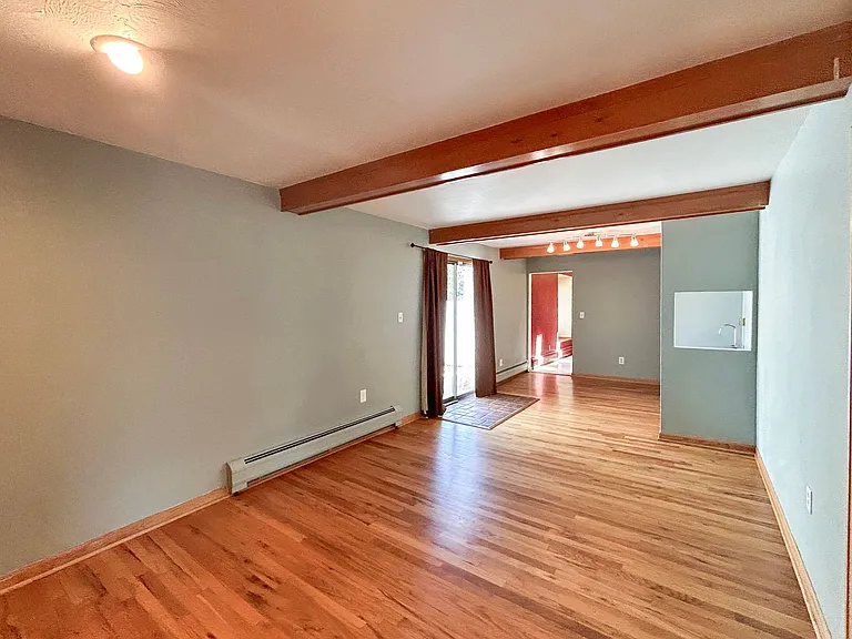 2890 Quay St — Photo 10