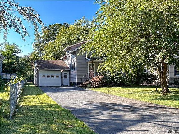 2nd image of 104 Watson Rd