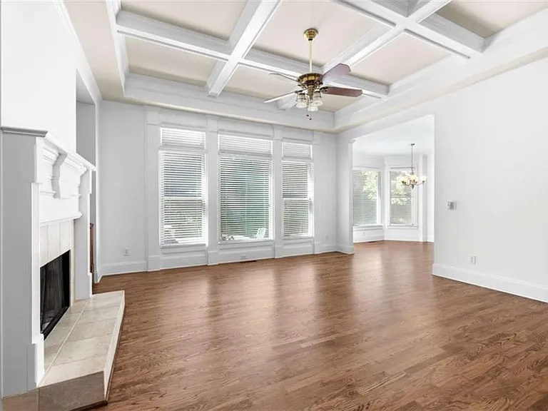 1475 Boomer Cir — Photo 11