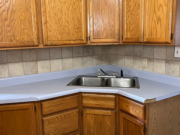 1807 E Evans Ave — Photo 11