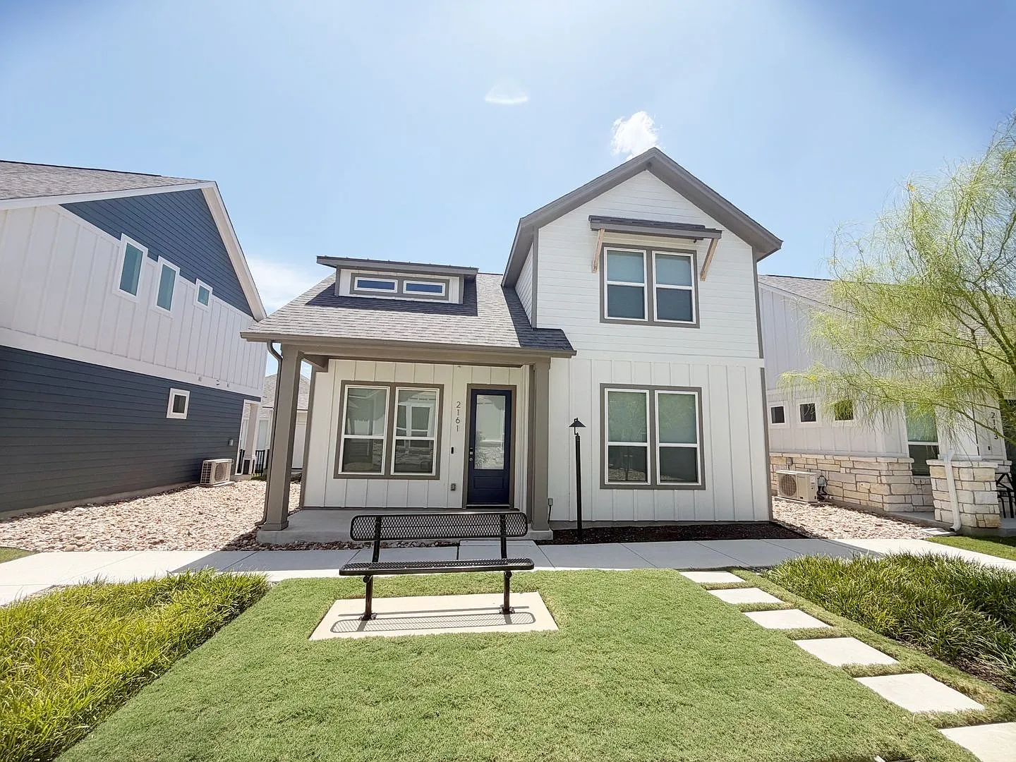 2 Bed / 2.5 Bath Home Ready for Lease! — Photo 1