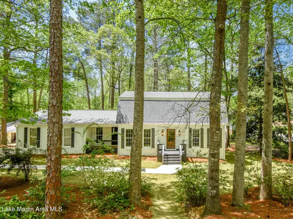 340 University Cir, Alexander City, AL 35010