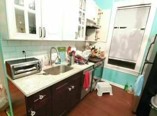 30-71 44th St #2F, Astoria, NY 11103