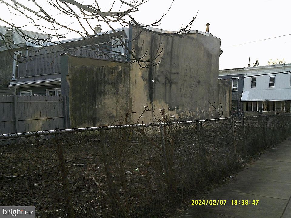 2nd image of 5238 Morris St
