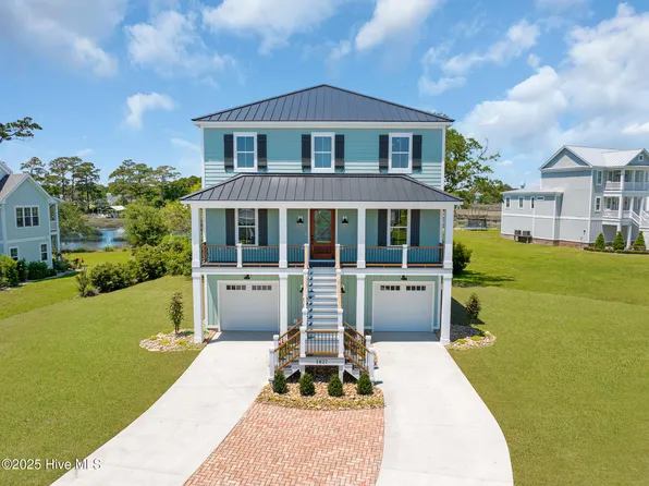 1827 Olde Farm Road, Morehead City, NC 28557