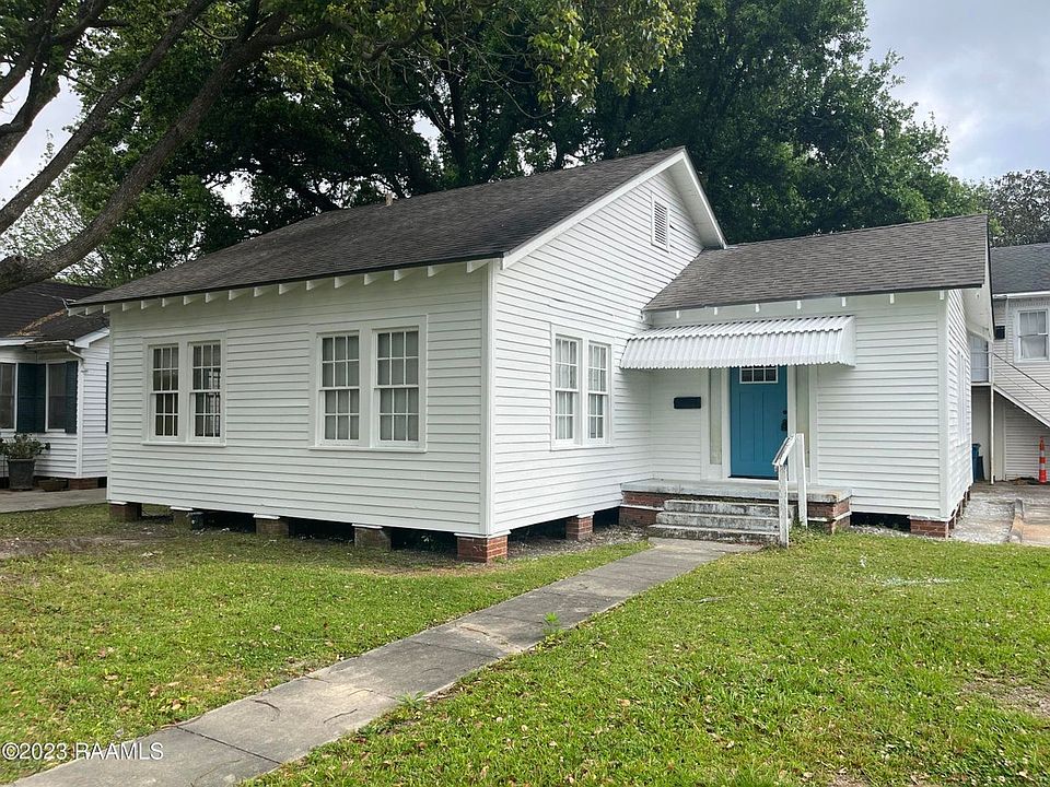 1st image of 400 Evangeline Dr