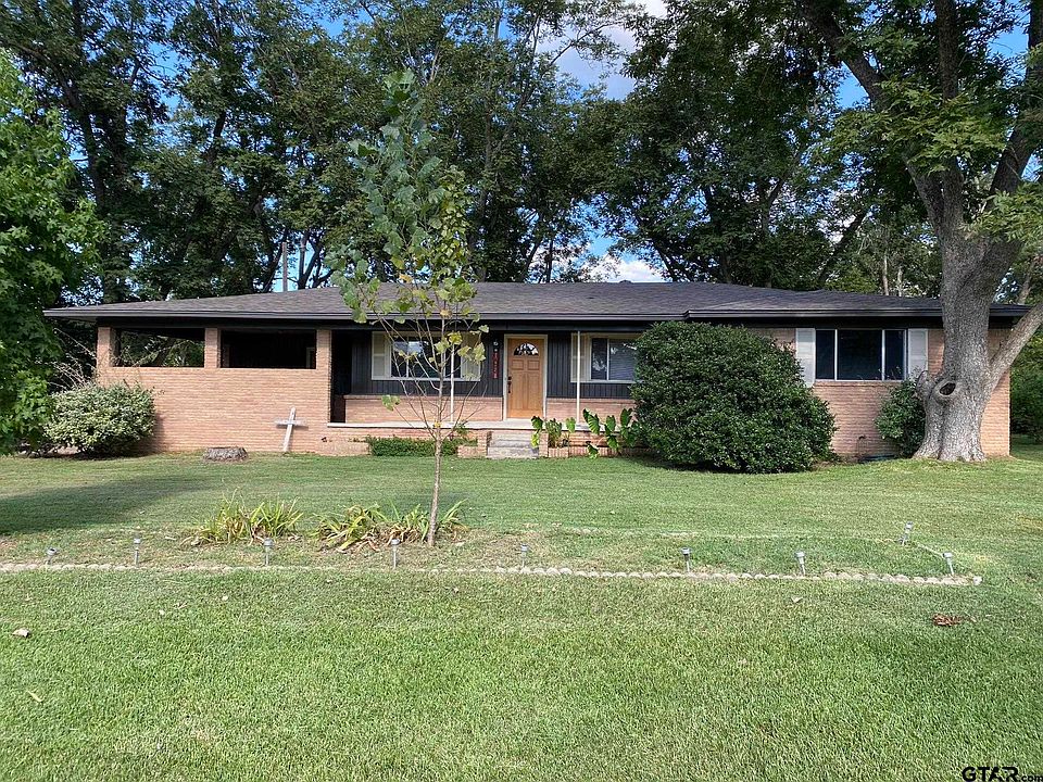 1st image of 402 Hanks St