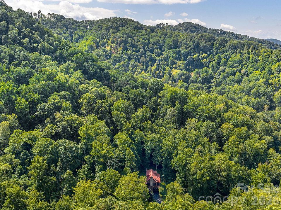 40th image of 420 Chimney Rock Dr
