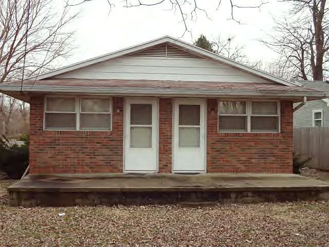 2nd image of 705 Brentwood St