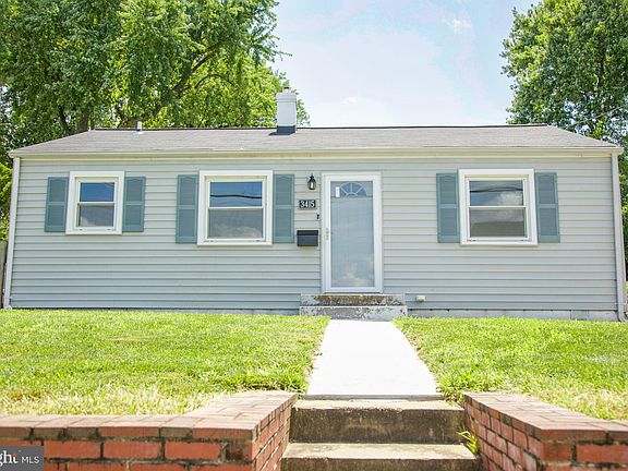 2nd image of 3415 Elmwood Dr