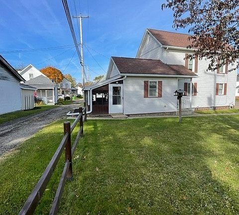 4th image of 140 Deersville Ave
