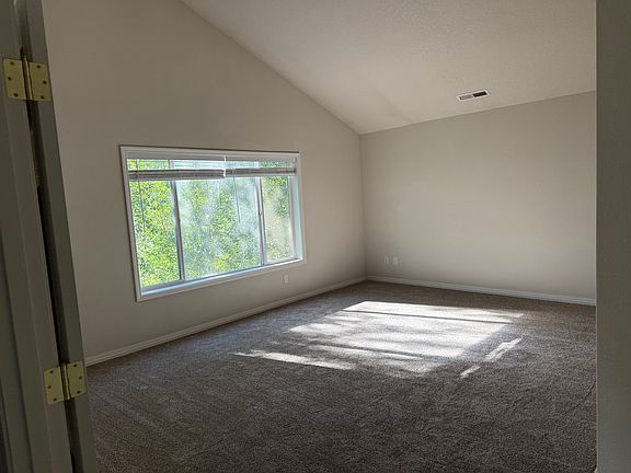 4th image of 15335 SW Turnagain Dr