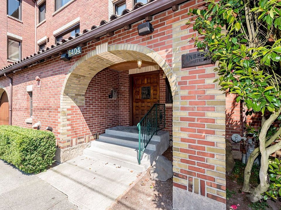 1st image of 6404 Greenwood Ave N APT 203