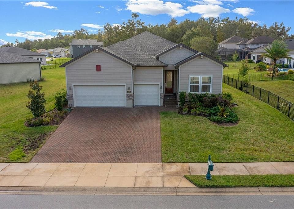 1st image of 1130 SE 42nd Rd