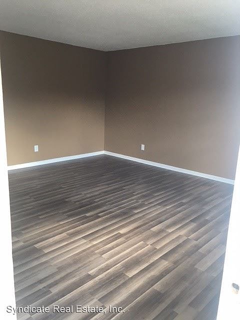 2nd image of 1107 Keswick Pl APT 2