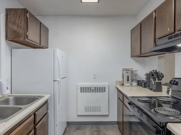 Welcome to 1421 Kent Court in Fairbanks, AK!, 1421 Kent Ct #B, Fairbanks, AK 99709
