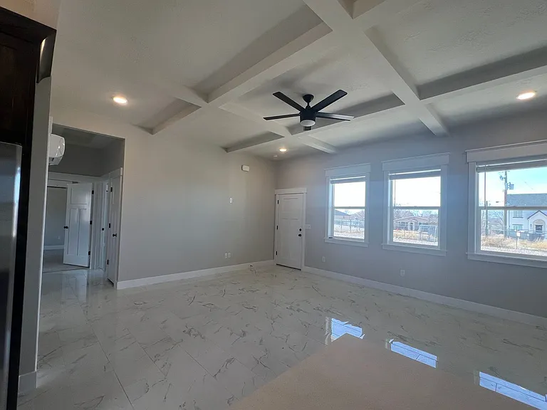 4910 W Wagon Wheel Dr — Photo 9