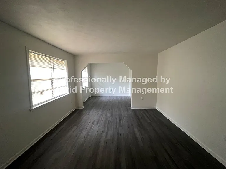 3269 Sunrise St — Photo 1