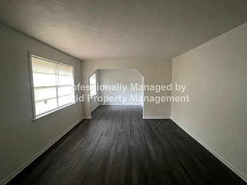 3269 Sunrise St Photo 1