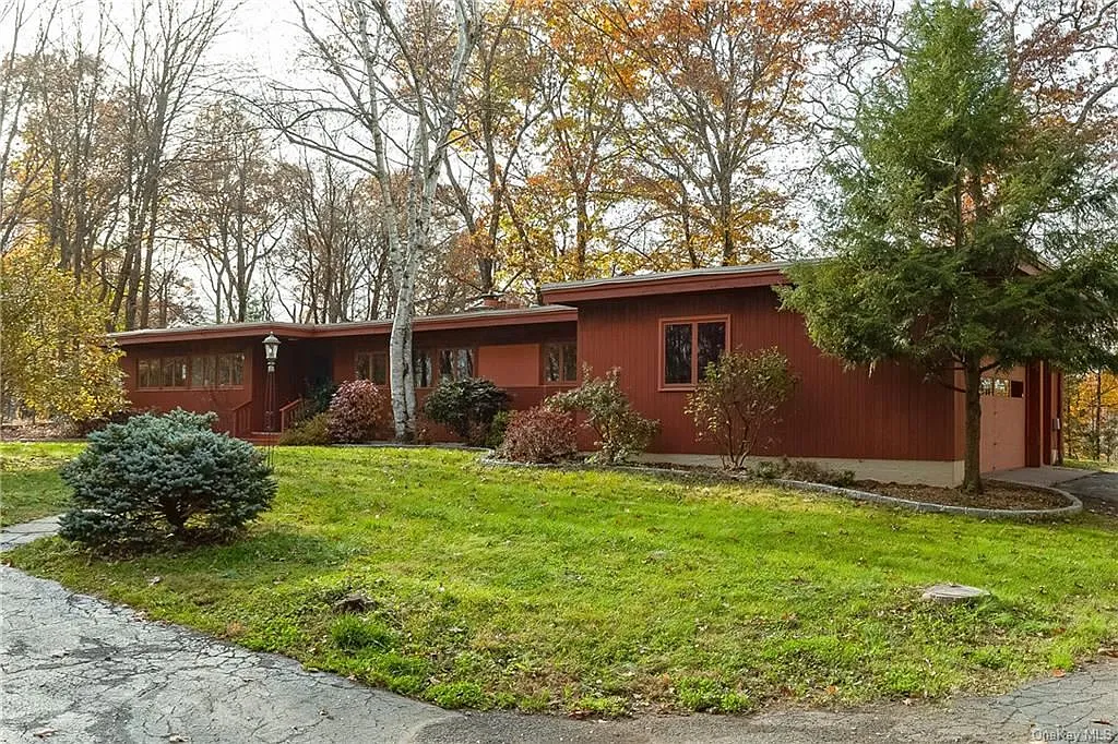 109 Ridgeview Rd photo 1