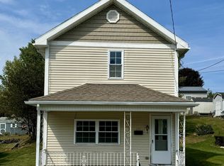 615 Jefferson Ave, Jermyn, PA