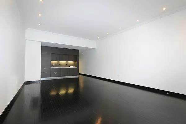 Sold by Compass | media 7