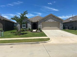 2751 Ryder Ln, Aubrey, TX 76227