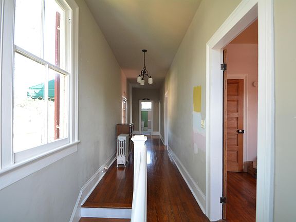 3rd image of 4115 Saint Claude Ave