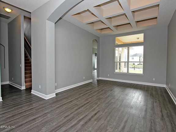 3rd image of 14480 Magnolia Springs Ln E